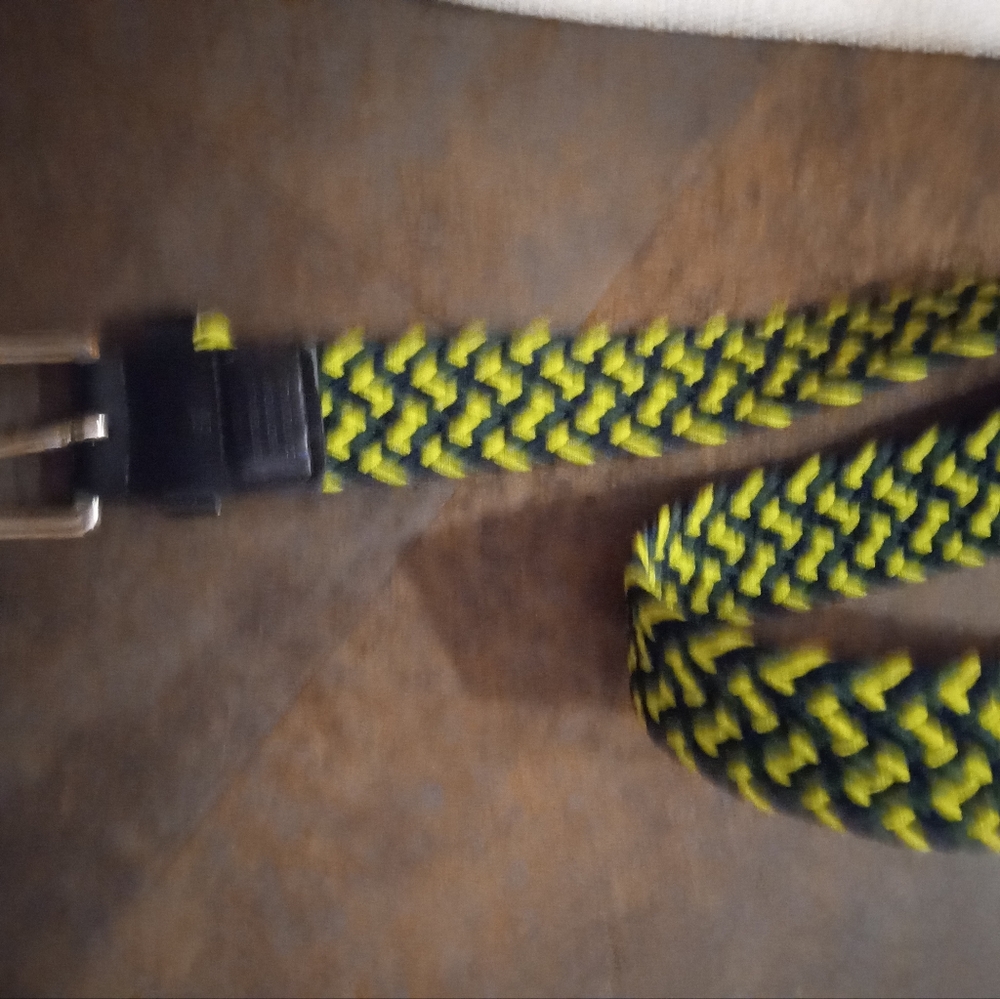 Belts - Picture 2 of 5